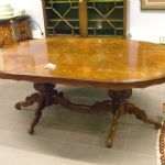 402 4122 DINING TABLE